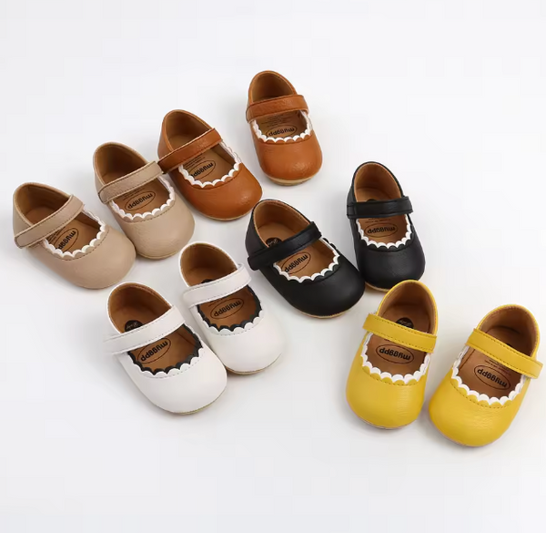 Scallop Pearl Walker