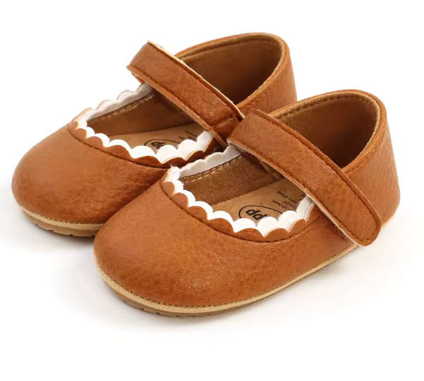 Scallop Pearl Walker