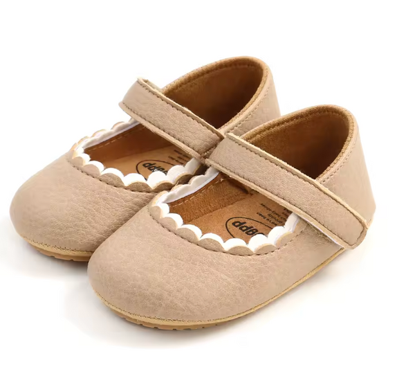 Scallop Pearl Walker