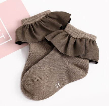Solid Ruffled Socks