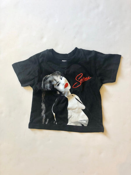 Selena Tee